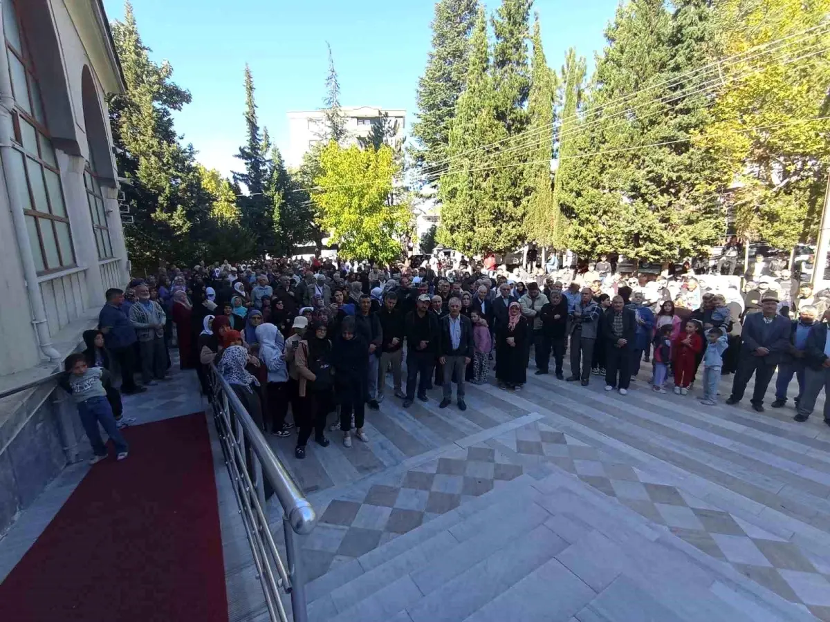 gedizden umreye ugurlama toreni FUlg6GT1