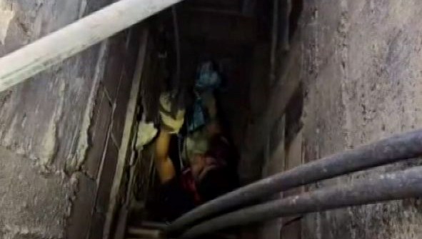 hatayda kedi icin kurtarma operasyonu qJy9R4Vc