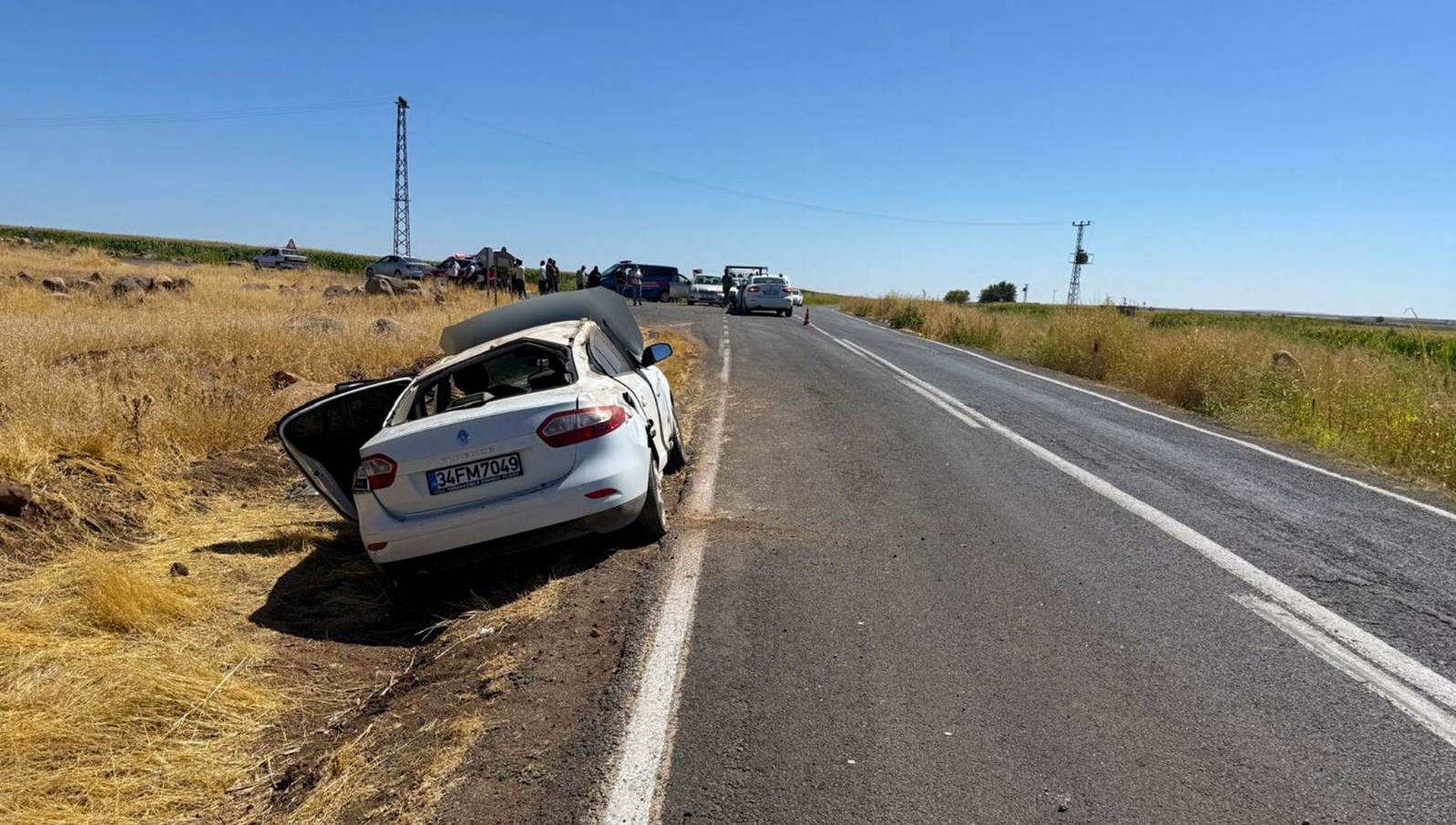 sanliurfada otomobiller carpisti 4 yarali b8tC6qhA