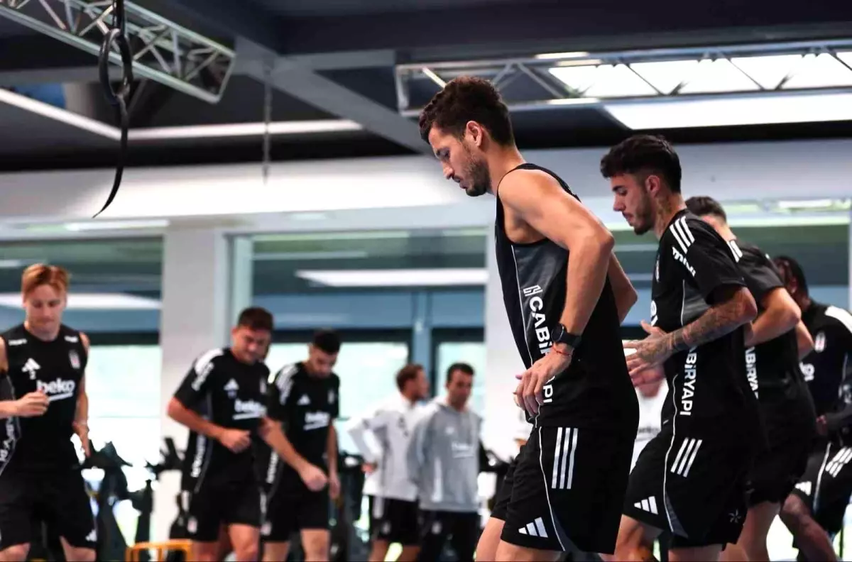 besiktas genclerbirligi maci hazirliklarina devam ediyor TNwEYuZH