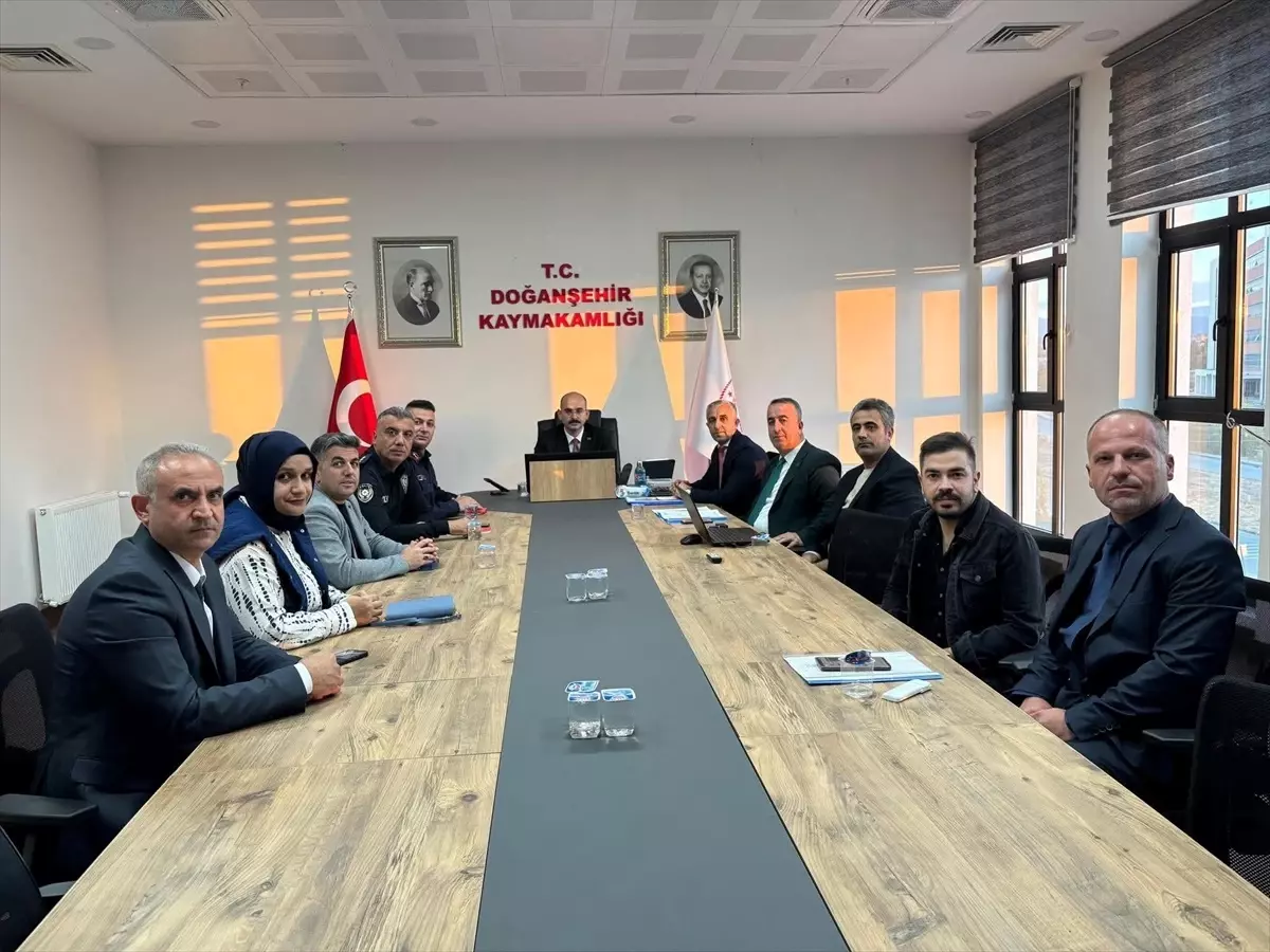 onem projesi toplantisi dogansehirde yapildi msD5Ftmv.jpg