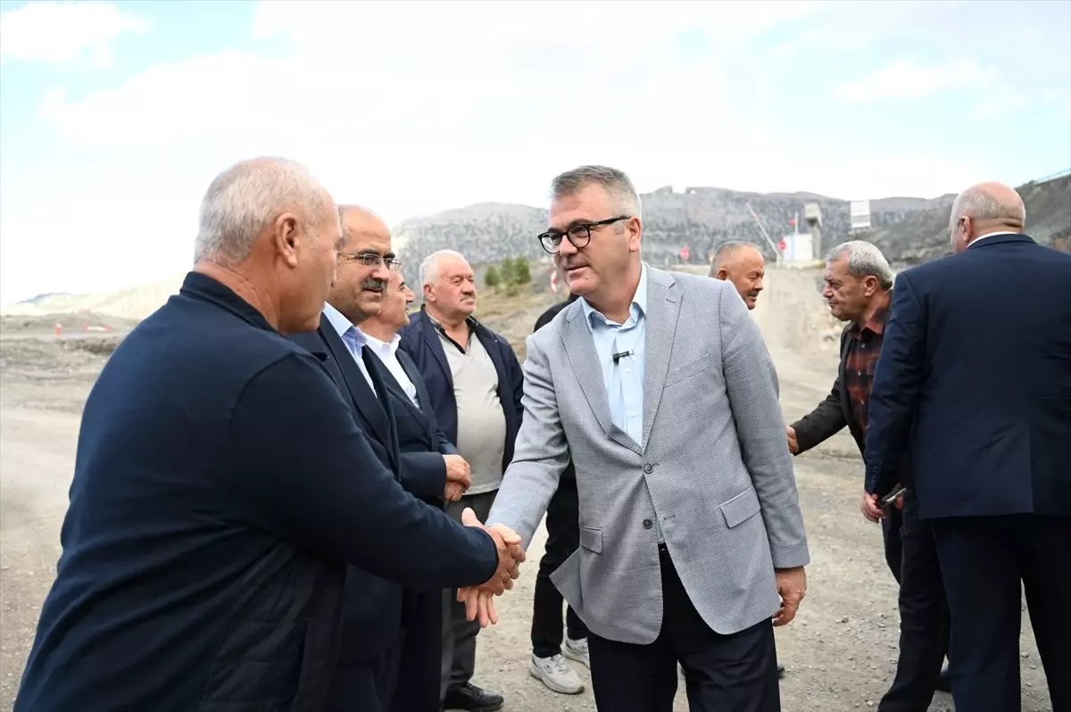 seydisehir belediye baskani ustaoglu alacabel tuneli incelemelerinde bulundu W3T4ecDI.jpg