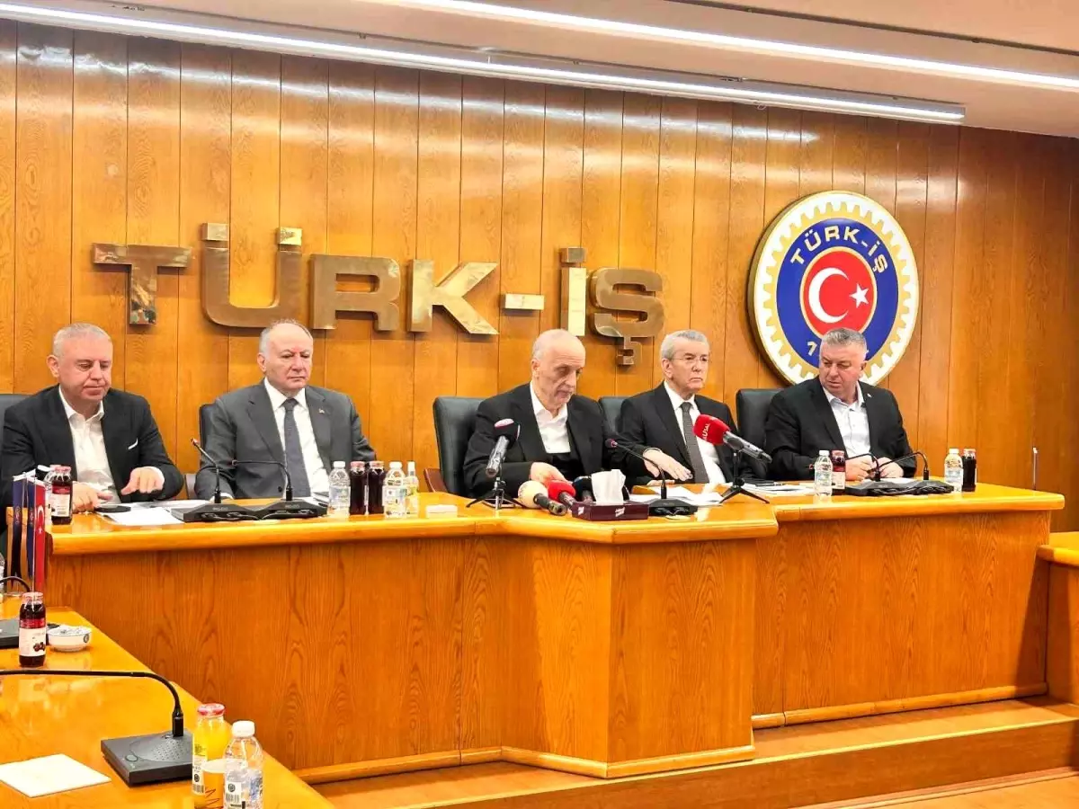 turk is asgari ucret tespit komisyonuna katilmayacagiz sIQPZl8l.jpg